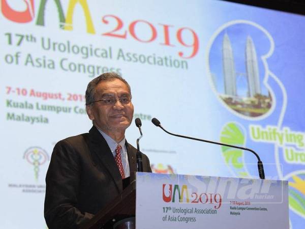 Dzulkefly berucap pada Majlis Pelancaran Kongres Persatuan Urologi Asia 2019 di Pusat Konvesyen Kuala Lumpur (KLCC) hari ini.