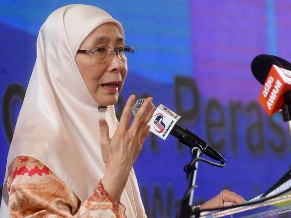 Datuk Seri Dr Wan Azizah Wan Ismail- Foto BERNAMA