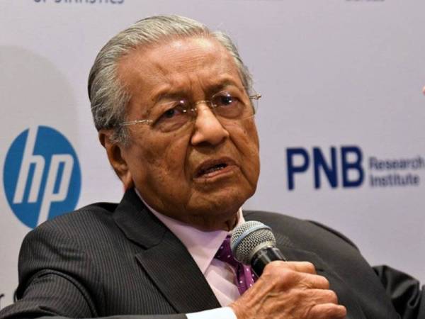 Perdana Menteri, Tun Dr Mahathir Mohamad ketika sidang media selepas merasmikan Kongres Statistik Sedunia, Institut Statistik Antarabangsa ke-62 hari ini. - Foto: BERNAMA