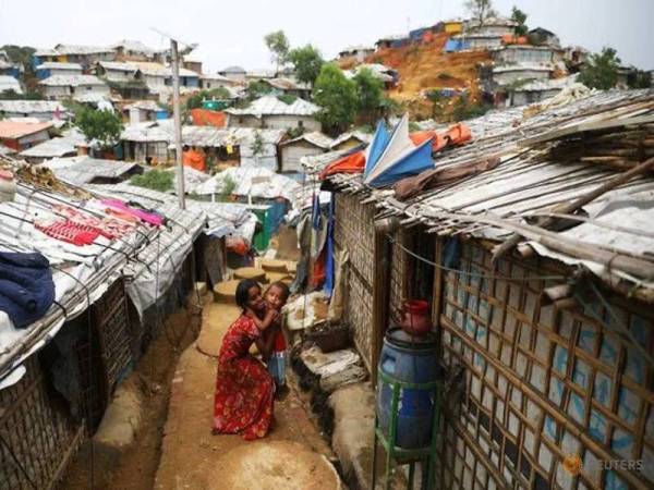 Pelarian kanak-kanak Rohingya di kem Cox's Bazar. - Foto Reuters
