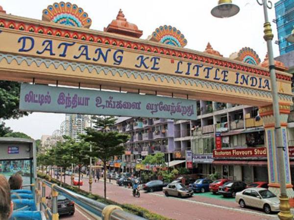 Tular dakwaan akan berlaku rusuhan di kawasan Little India, Brickfields di sini.