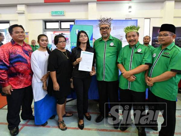 Sebar luas peluang pengajian tinggi kepada orang asli