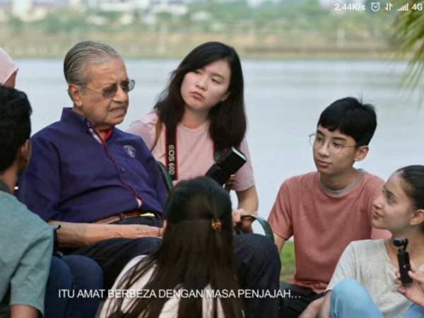 Dr Mahathir berkongsi pandangan beliau tentang merdeka.