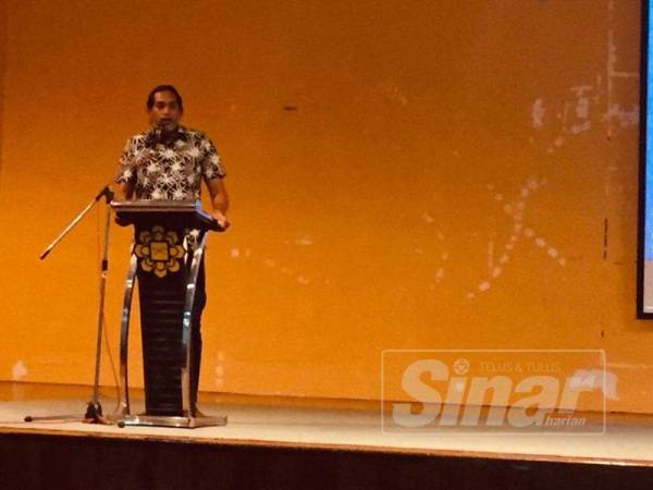 Khairy semasa berucap di Seminar Pasca PRU14