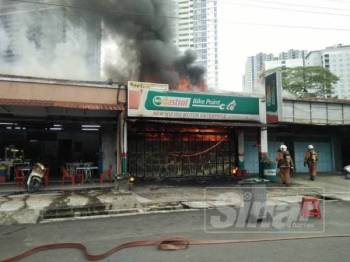 Kedai Eco Shop hangus dalam kebakaran