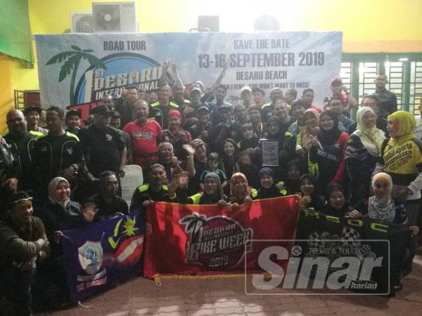 Pasukan promosi DIBW 2019 bergambar bersama dalam majlis makan malam yang diadakan di Paksy sempena jelajah promosi di Pulau Pinang baru-baru ini.