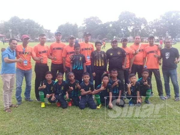 ABJAD FC yang terdiri daripada 53 pemain ditubuhkan di Baling pada Jun lalu dalam usaha menggilap bakat kanak-kanak melalui sukan bola sepak.