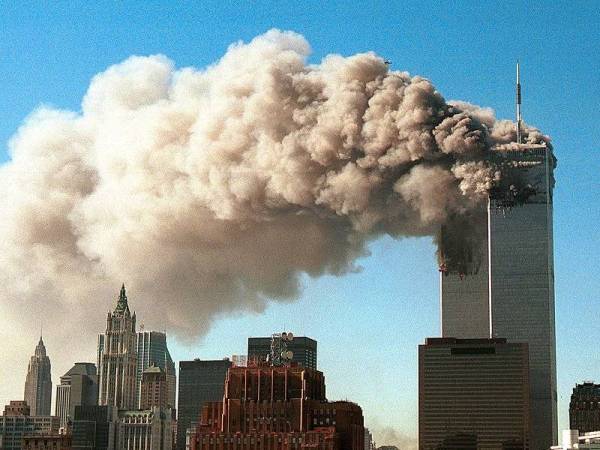 Serangan pengganas pada 11 September 2001 -Foto Getty Images/Robert Giroux