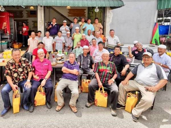 Sebahagian Gu-Gu Sireh Valley yang berkumpul dengan kisah nostalgia masing-masing semalam.