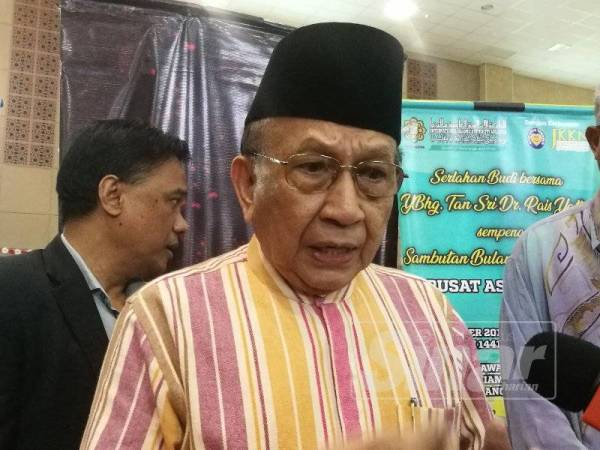 Rais pada sidang media di UIAM Gambang.