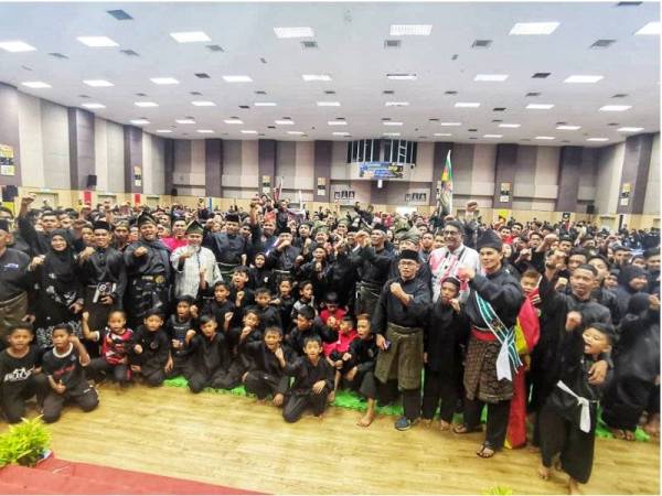 Sebahagian pesilat yang berentap dalam Kejuaraan Silat Terbuka Cekak Harimau Malaysia 2019 yang bermula sejak Jumaat lalu.