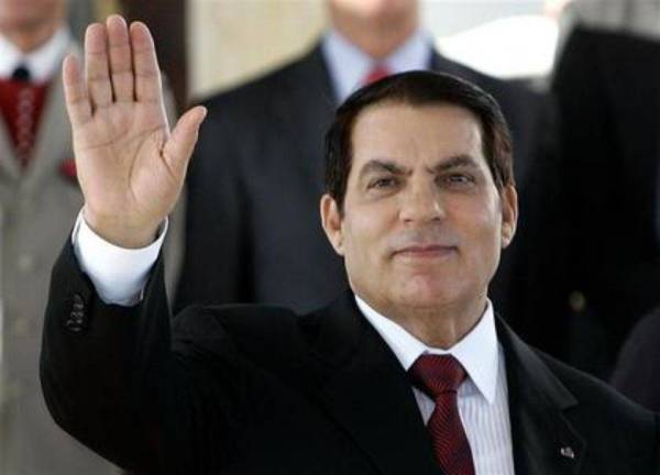 Bekas Presiden Tunisia, Zine El Abidine Ben Ali yang hidup dalam buangan selepas ditumbangkan dalam kebangkitan Arab Spring, meninggal dunia di Arab Saudi pada usia 83 tahun semalam.