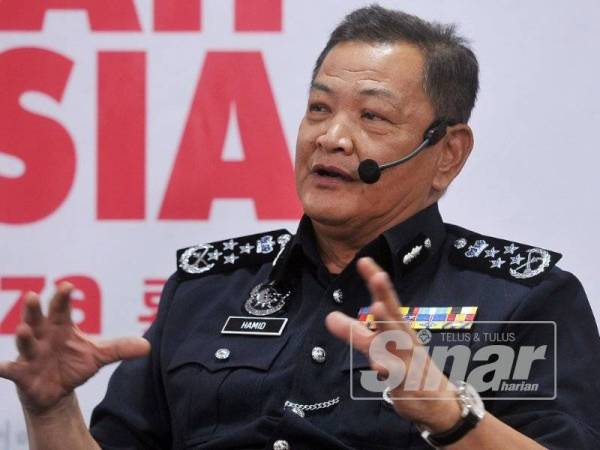 Ketua Polis Negara, Tan Sri Abdul Hamid Bador ketika bercakap dalam program Bicara Minda di Dewan Karangkraf di sini hari ini. - Foto Rosli Talib
