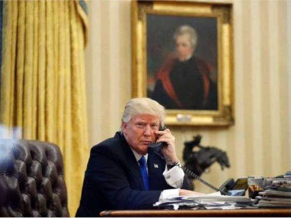 Transkrip perbualan Trump dengan Presiden Ukraine didedahkan pada minggu lalu.