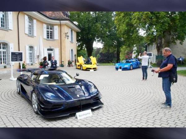 Sejumlah 25 kereta mewah milik anak lelaki Presiden Equatorial Guinea dilelong di Switzerland. - Foto Reuters