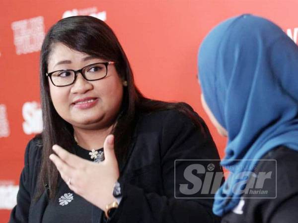 Syazlin (kiri) ketika Sinar Live di ibu pejabat Sinar Harian di sini hari ini. - Foto: Sinar Harian/Asril Aswandi Shukor