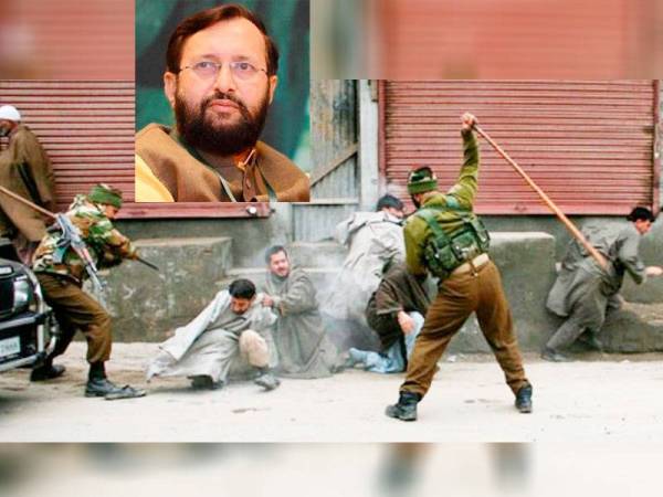 Javadekar (gambar kecil) cuba menafikan sekatan dan pelanggaran hak yang sedang berlaku di Kashmir. - Foto Agensi