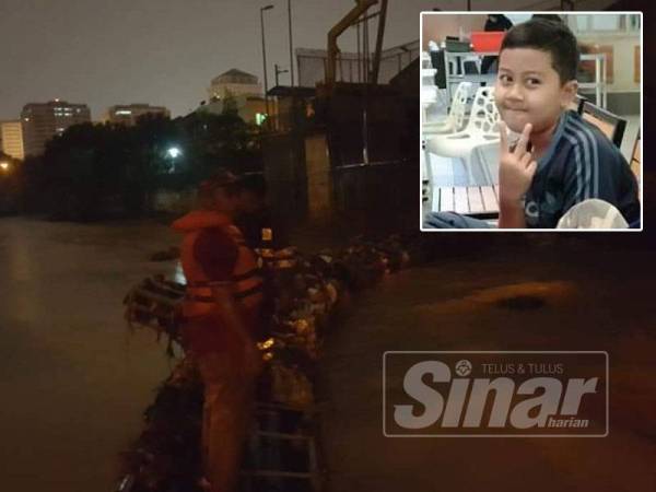 Operasi mencari dan menyelamat turut meliputi kawasan perangkap sampah. Gambar kecil: Mohamad Danish dipercayai terjatuh ke dalam longkang, semalam.