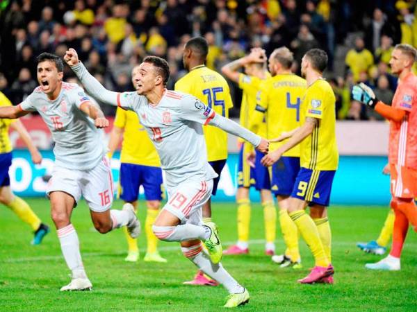 Moreno menjaringkan gol penyamaan ketika menentang Sweden.