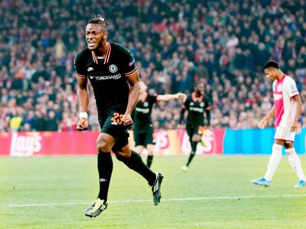 Batshuayi muncul wira Chelsea dalam kemenangan 1-0 ke atas Ajax.