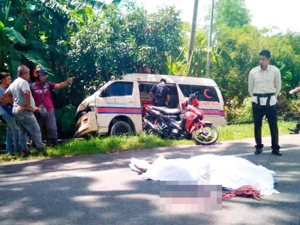 Pelajar perempuan maut dirempuh sebuah ambulans di Jalan Kangar-Alor Setar berhampiran Kampung Permatang Pauh petang tadi.