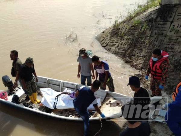 Mangsa ditemui tertiarap dalam sungai tanpa berpakaian.