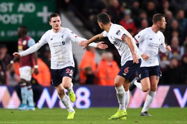 Robertson (kiri) menjaringkan gol penyamaan buat Liverpool ketika bertemu Aston Villa di Villa Park pada aksi EPL semalam.