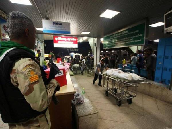 Sekurang-kurangnya 15 maut dalam kejadian keganasan terbaru di wilayah selatan Thailand lewat malam tadi.