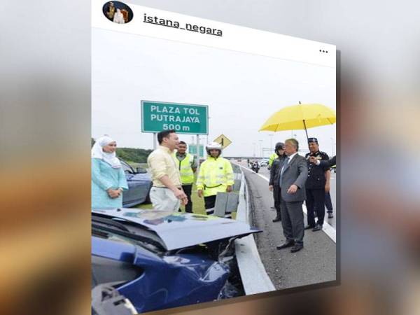 Gambar baginda yang dikongsi di laman Instagram Istana Negara hari ini.