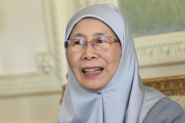 WAN AZIZAH