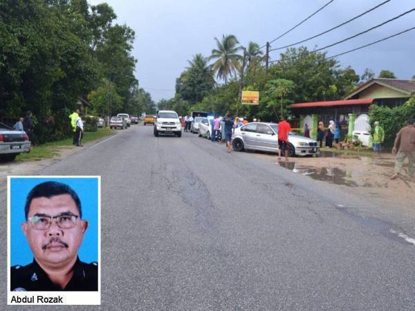 Orang ramai memenuhi lokasi kejadian yang meragut seorang pelajar tingkatan empat pagi tadi. - Foto: PDRM