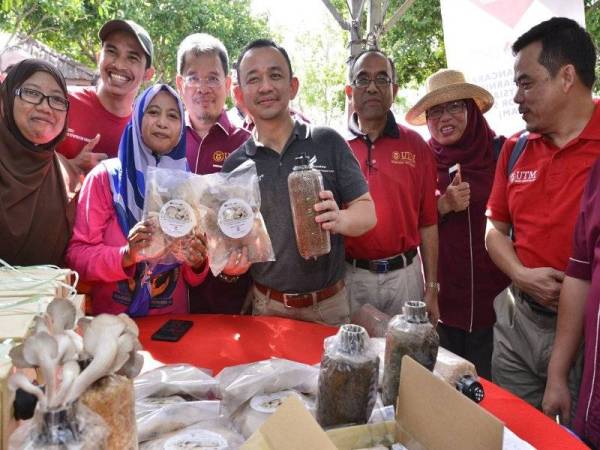 Universiti untuk Masyarakatu201d Agenda Penting Institusi Pendidikan 