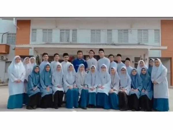 Paparan video pertemuan dan perpisahan bersama rakan sekelas.