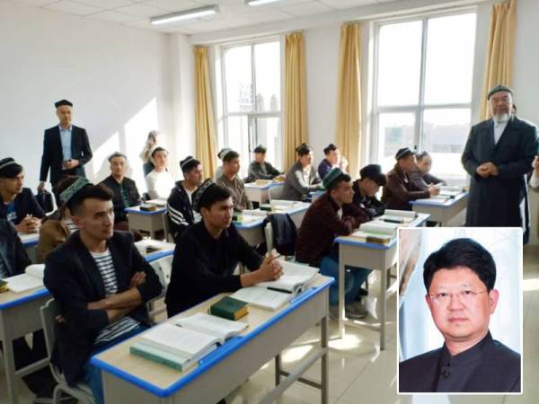 Suasana kelas di Institut Islam Xinjiang yang kondusif memberi keselesaan kepada pelajar untuk menuntut ilmu. Gambar kecil: Bai Tian