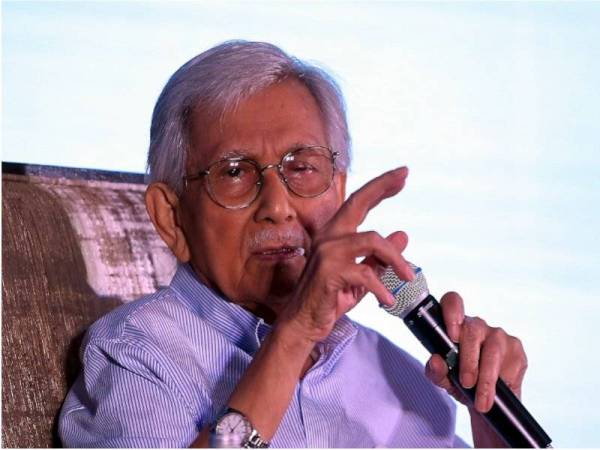 Daim bercakap ketika Kuliah Tunku Abdul Rahman ke-29 semalam.