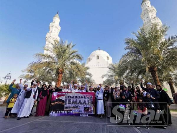 Sebahagian daripada jemaah yang dibawa oleh Shahrizan.