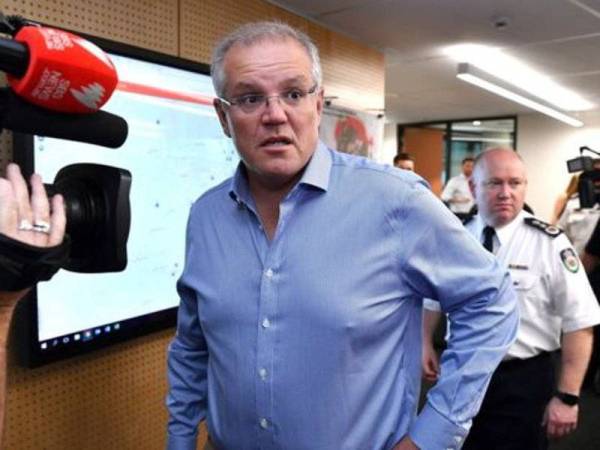 Morrison terpaksa memendekkan percutian bersama dengan keluarganya selepas berdepan kecaman banyak pihak.