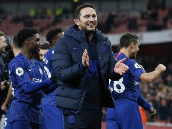 Lampard meraikan kejayaan Chelsea bangkit menumbangkan Arsenal pada aksi EPL di Stadium Emirates.Foto: AFP