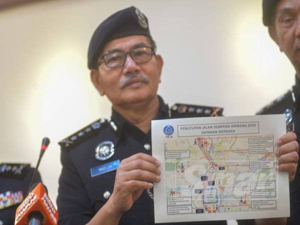 Ketua Polis Kuala Lumpur, Datuk Seri Mazlan Lazim bercakap pada Sidang Media di IPK KL hari ini. - Foto Sinar Harian SHARIFUDIN ABDUL RAHIM