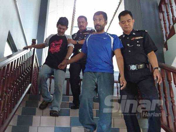 Mohd Shamsul Abu dan Saeudin mengaku tidak bersalah atas pertuduhan cuba membunuh seorang anggota polis, Disember tahun lalu.