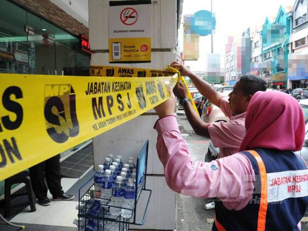 Sebuah restoran di Bandar Sunway diarahkan tutup selama 14 hari selepas Jabatan Kesihatan MPSJ mendapati premis kotor selain menemui hurungan lipas di premis terbabit.