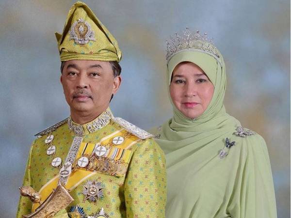 Al-Sultan Abdullah dan Tunku Azizah