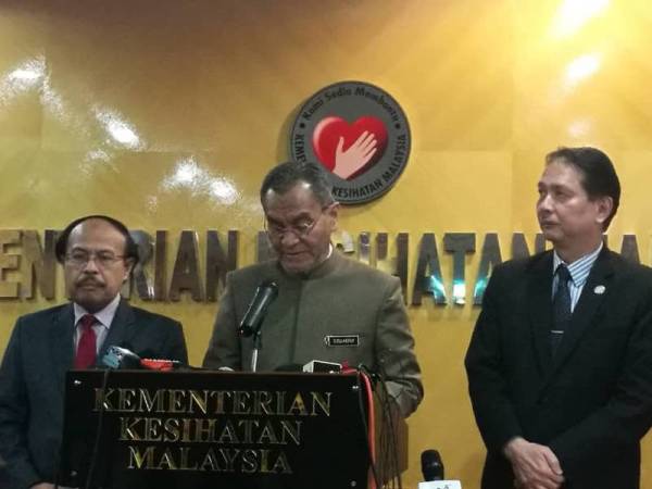 Dr Dzulkefly pada sidang akhbar harian mengenai situasi terkini jangkitan koronavirus di sini sebentar tadi.