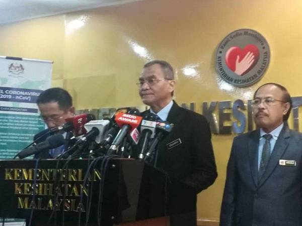 Dr Dzulkefly pada sidang media di KKM di sini hari ini.