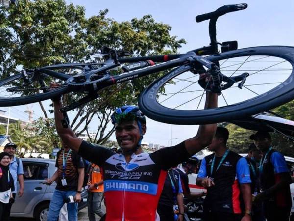 Mamat tidak letak harapan tinggi pertahan jersi putih esok selaku pelumba terbaik Asia pada edisi ke-25 perlumbaan Le Tour de Langkawi (LTdL) 2020 .