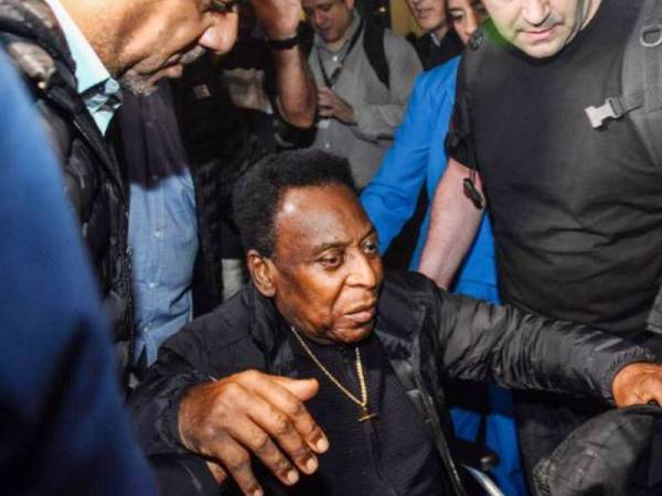 Pele kini masih dalam keadaan sihat walaupun usianya akan mencecah 80 pada tahun ini. -Foto: CNN