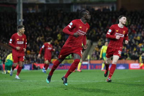 Mane muncul wira ketika membantu The Reds membawa pulang tiga mata dari Stadium Carrow Road.