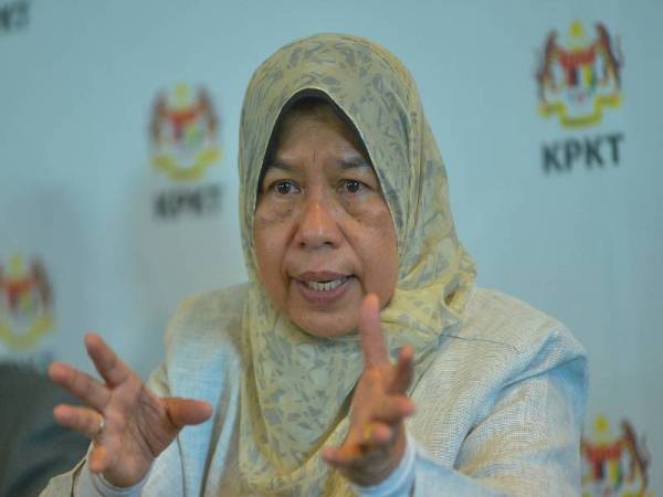  Zuraida Kamaruddin