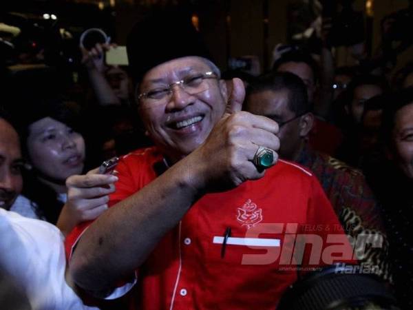 Setiusaha Agung UMNO, Tan Sri Annuar Musa tiba di Hotel Sheraton.