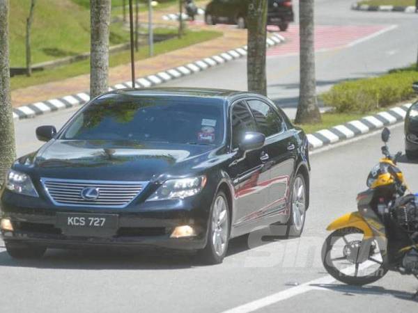 Presiden PKR, Datuk Seri Anwar Ibrahim tiba di Istana Negara bagi mengadap Yang di Pertuan Agong hari ini. Foto: SHARIFUDIN ABDUL RAHIM